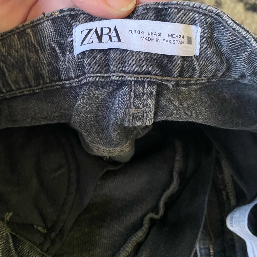NWOT ZARA Womens black denim jeans US 2 EUR 34 - Picture 3 of 3